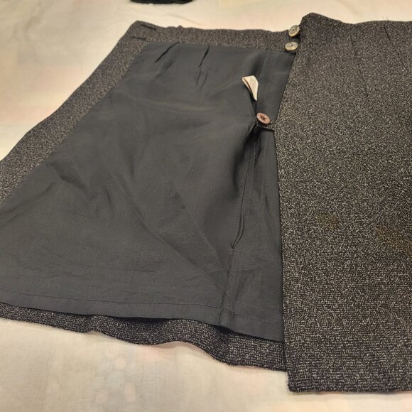 Grey Wool Skirt and Jacket Ladies Suit Grey Size 8 - Picture 4 of 16